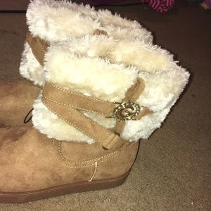 Guess boots size 7 1/2